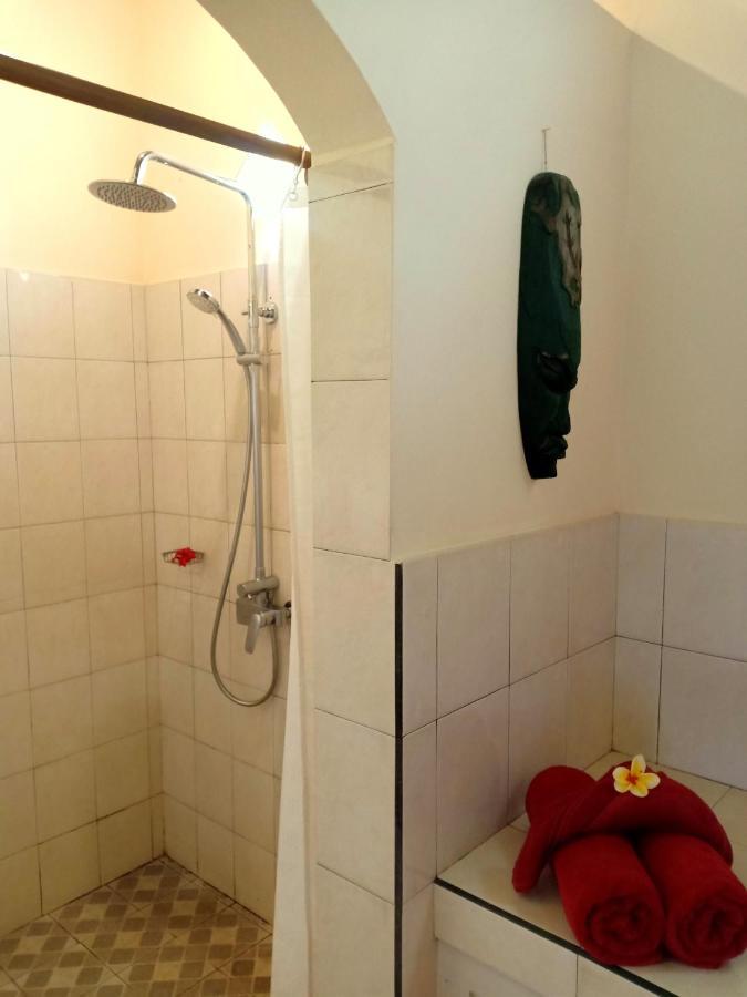 Sawah Lovina Hotel Екстериор снимка