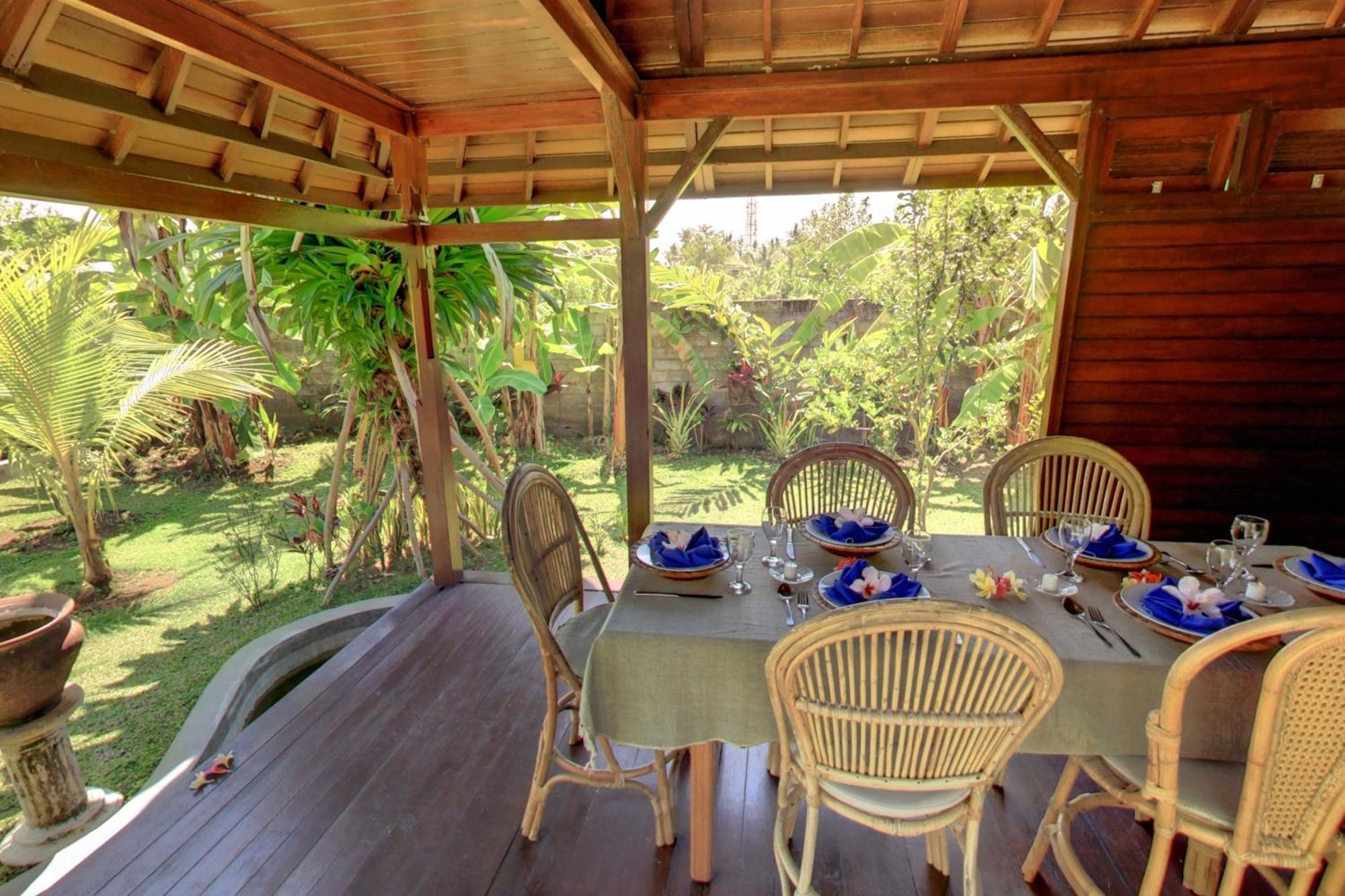 Sawah Lovina Hotel Екстериор снимка